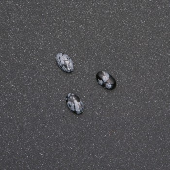 Kabošon ze Sněhového obsidiánu 'Slzy Apačů' 8×5 mm