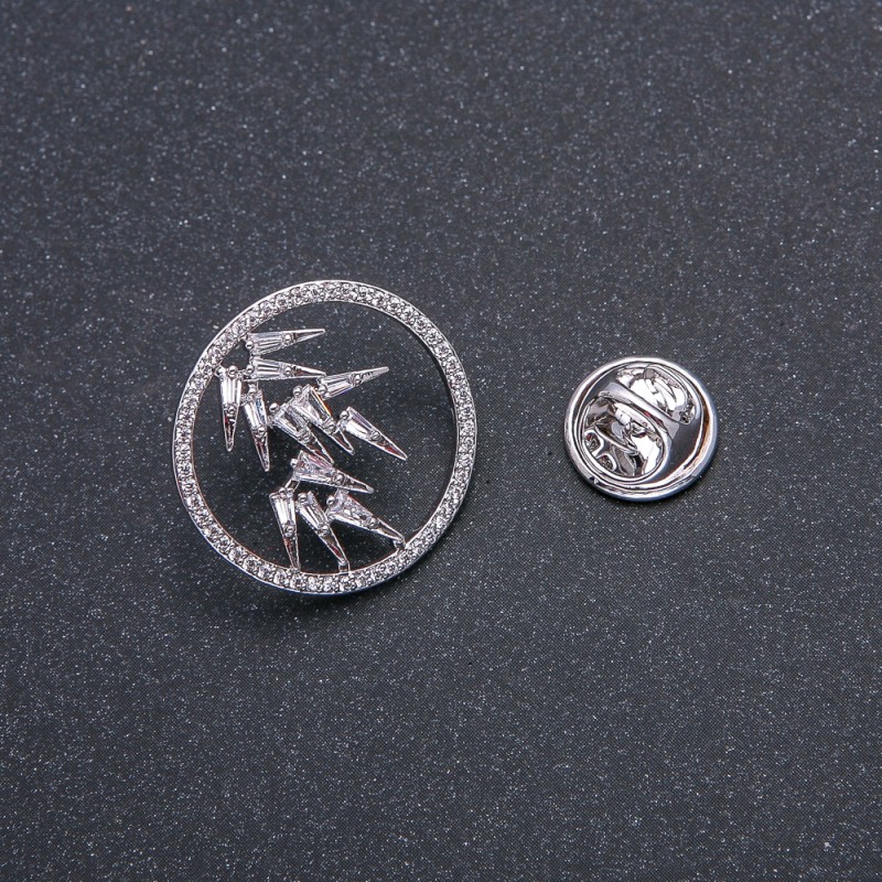 Brož Xuping rhodiovaná se bílými štrasovými kamínky 22 mm