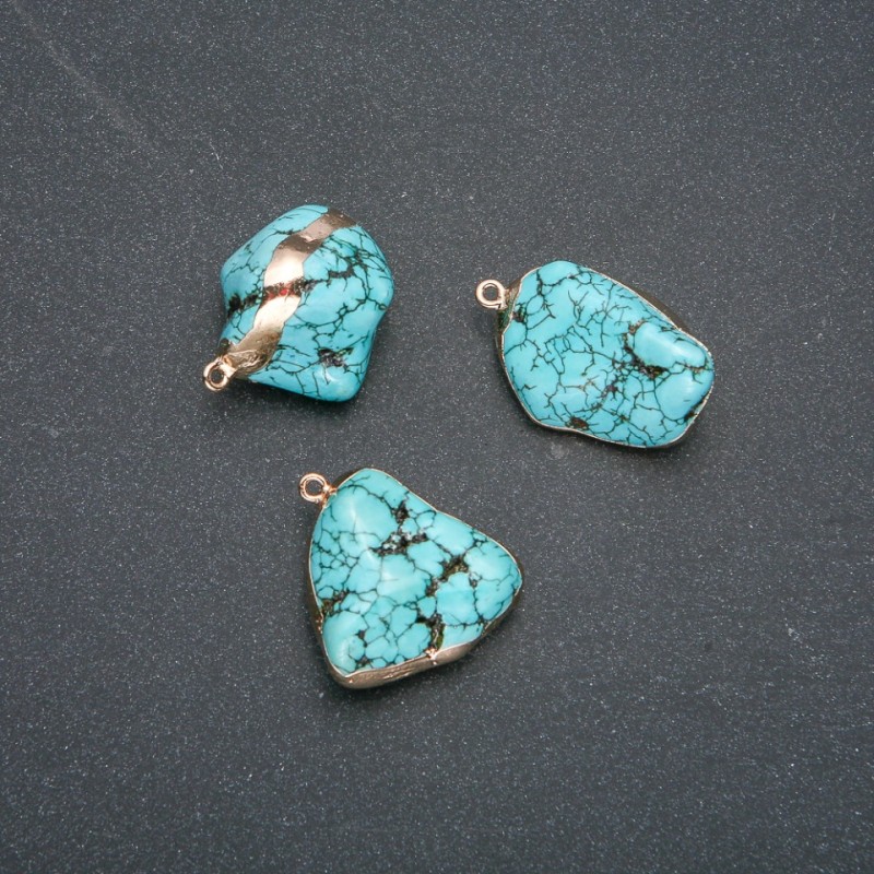 Přívěsek s tyrkysovým kamenem v zlaté úpravě 36×20 mm +