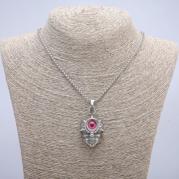 Přívěšek „Lebka s okem“ 45×27 mm na řetízku, délka 70 cm, stříbrný kov