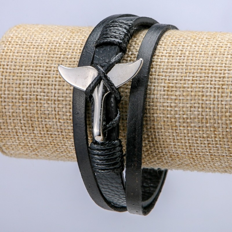 Pánský náramek 'Chvost' z černé eko-kůže, tloušťka 9 mm, +/- stříbrné vsadky, délka 22 cm