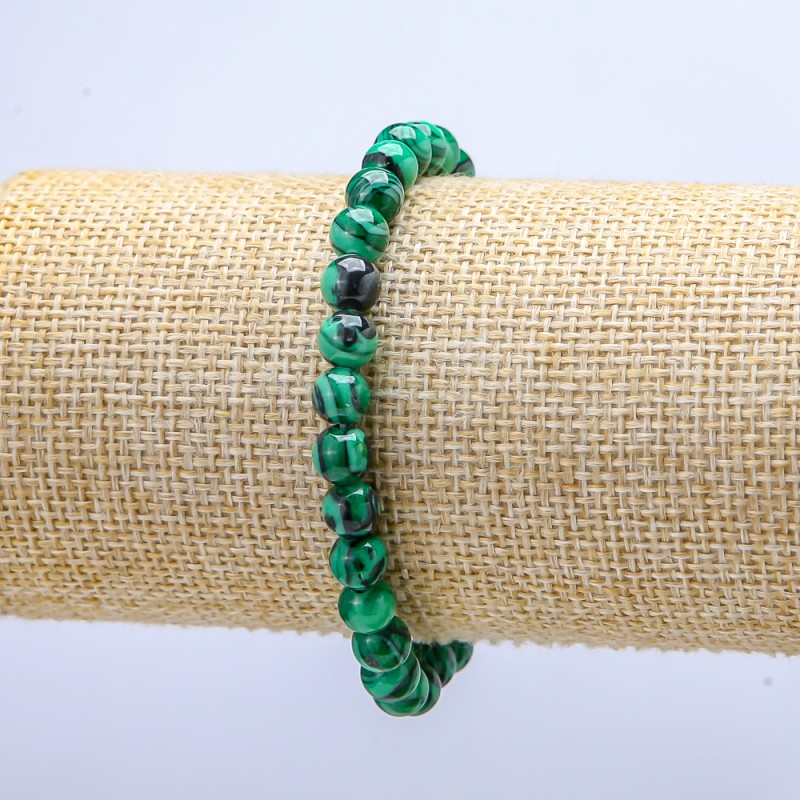 Náramek na gumičce z malachitu (lisovaný) hladká kulička, průměr 6 mm ±, délka 18 cm ±