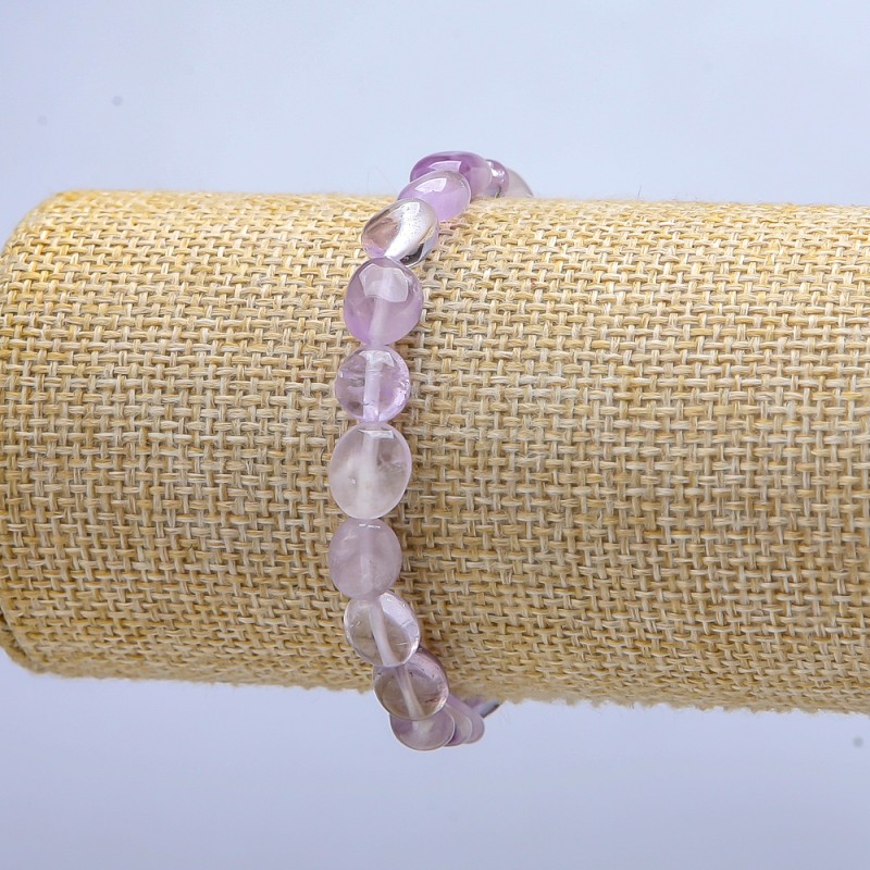 Náramek na gumičce z přírodního ametystu brusovaný, průměr 8×10(±) mm, délka 18 cm+