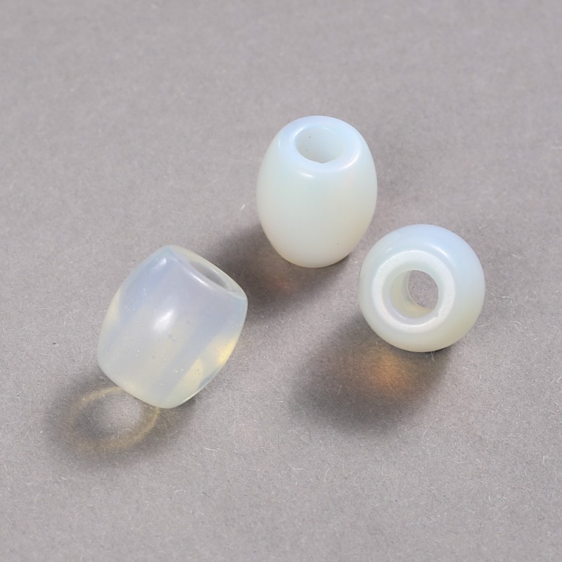Korálek Pandora z měsíčního kamene 16,5 × 15,5 mm, průměr díry cca 5,5 mm