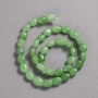 Korálky z přírodního chrysoprasu – hladké oválné, průměr 10×8 mm, délka 39 cm
