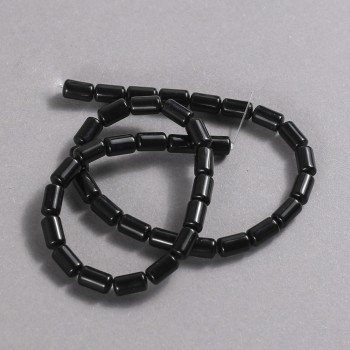 Korálky z agátu na niti (lisované). Hladký cylindr, průměr 10×6 mm + -, délka 41 cm +