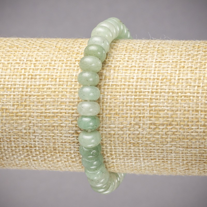 Náramek na gumičce z přírodního nefritu, hladké rondely, průměr 8×5 mm, délka 18 cm