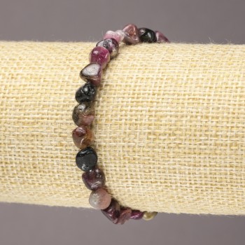 Náramek z turmalínu na gumičce, facetované korálky, průměr 7(±) mm