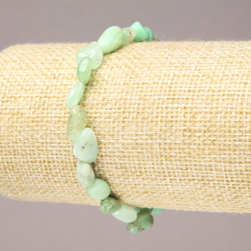 Náramek na gumičce z přírodního kamene chrysoprasu galetovaný, rozměr 8×10 mm+