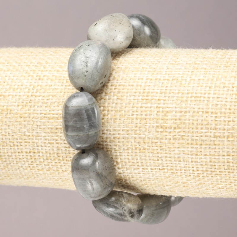 Náramek z labradoritu s broušenými korálkami, průměr 16×13 mm, na elastické gumičce