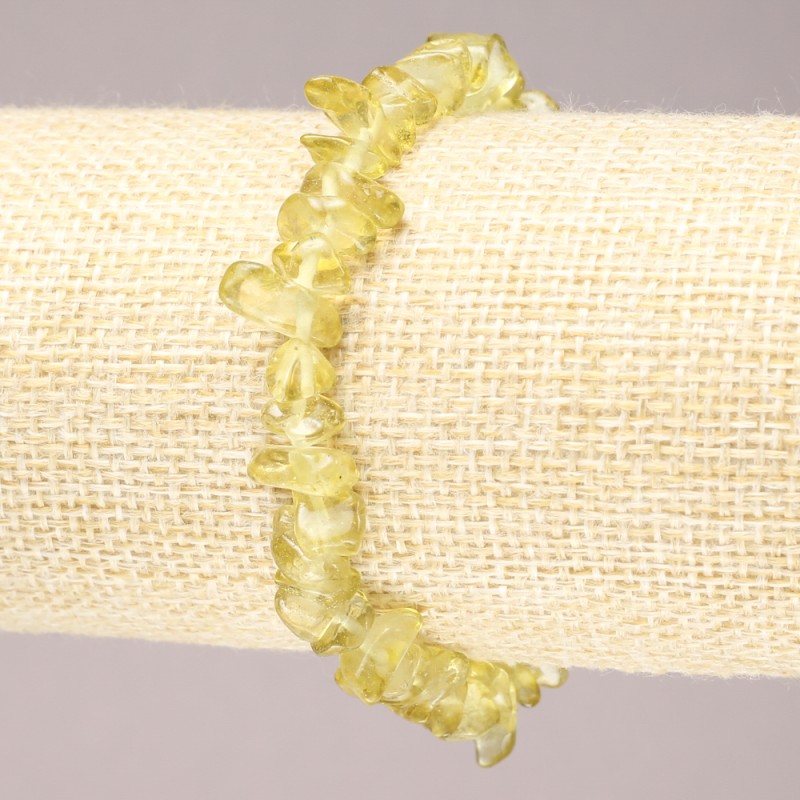 Náramek na gumičce z tónovaného křemene – drobky, průměr 6–8 mm+