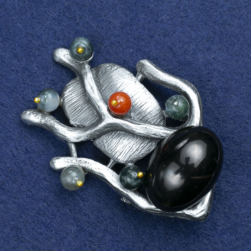Brožka „Větvička z agátu“ se stříbrným kovem 61×42 mm +