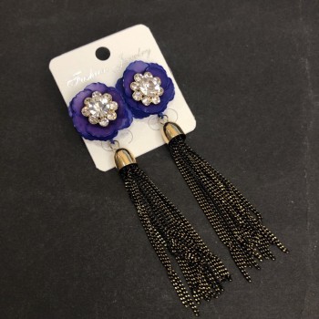 Náušnice Kytice fialového květu z řetízků, délka 90 mm