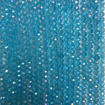 Korálky – Český křišťál na niti, světle modré průhledné s benzínovým nástřikem, facetované rondelové korálky, průměr 8×6 mm, délka 40 cm