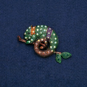 Brožka «Chameleon» ze zlatistého kovu se štrasami benzínového odstínu, 63×35 mm +