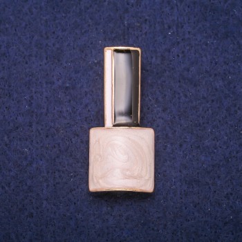 Brož Lak perleťový, černý a bílý smalt, zlatistý kov 18×39 mm