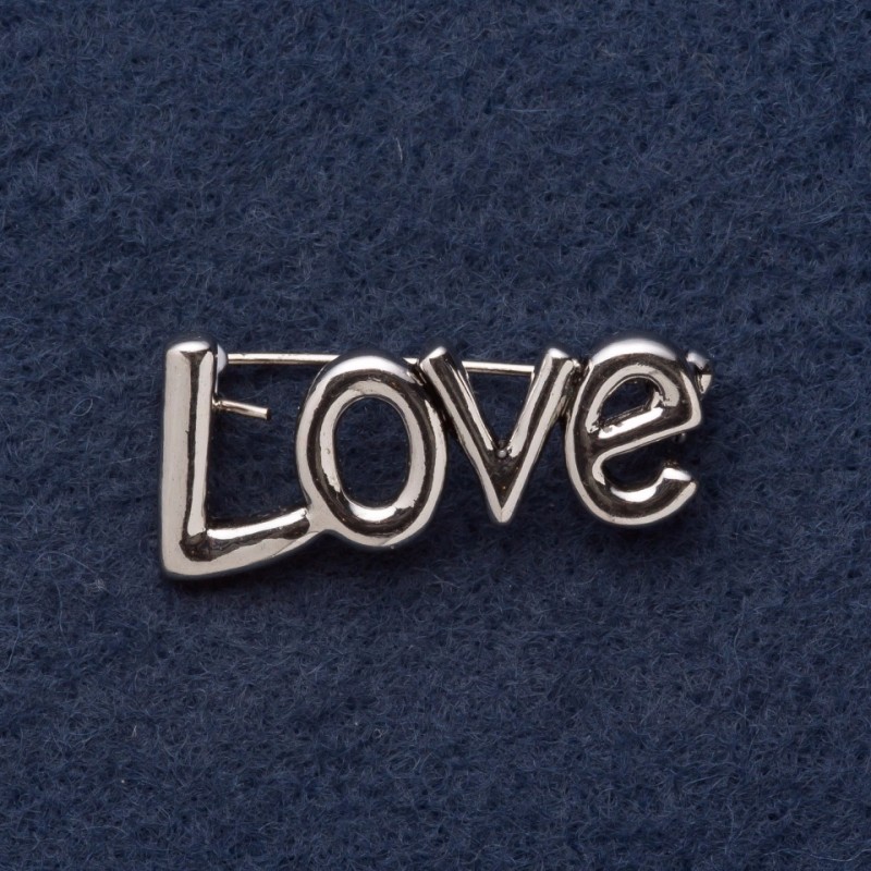 Brožka "LOVE" 3×1,5 cm šedý kov