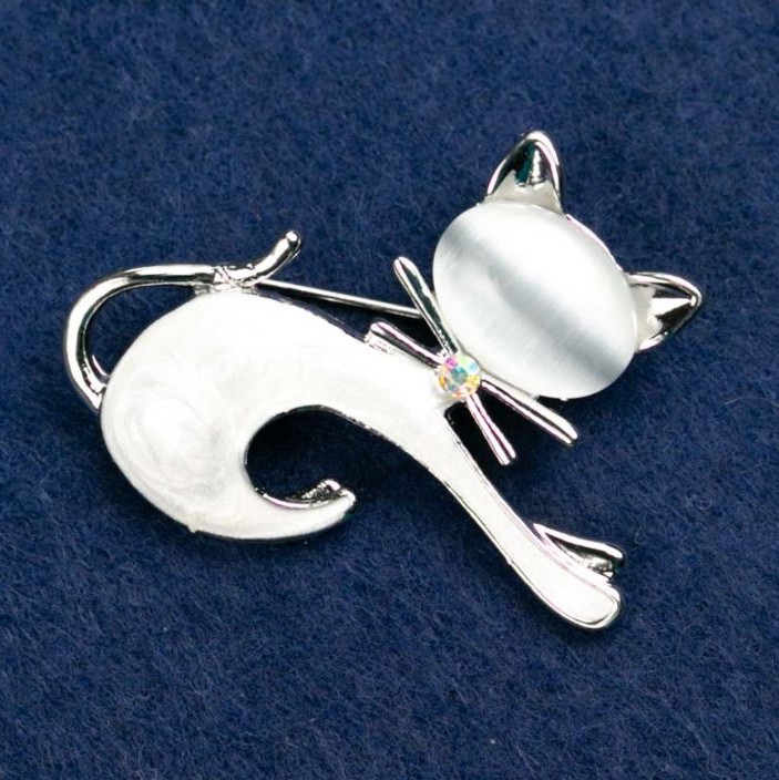 Brož Koťátko s kočičím okem a smaltem, šedá, 37×44 mm, stříbrný kov