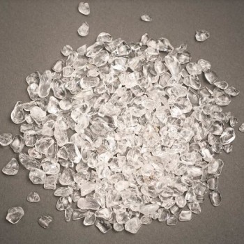 Křišťálová kamenná drť bez otvoru, d 3–8×3–10 mm, ± různých velikostí, 100 g