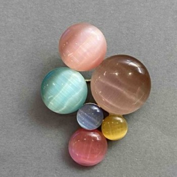 Brož Akcent, kámen kočičí oko, různobarevný, stříbrný kov 45×35 mm