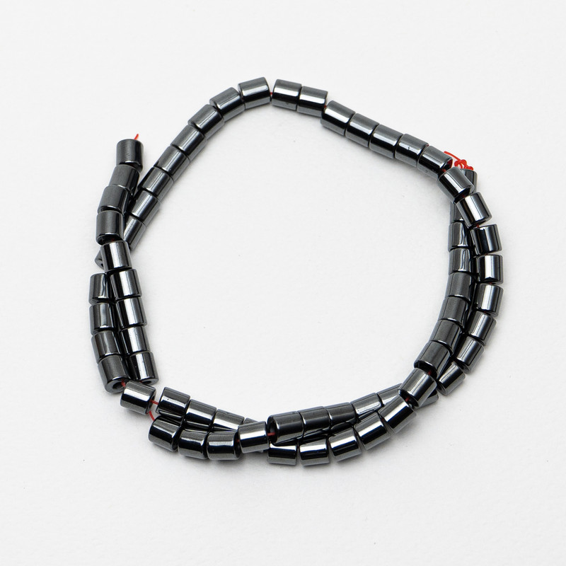 Hematitové cylindrické korálky, průměr 6×6 mm, délka cca 40 cm na niti