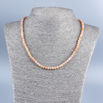 Náhrdelník z přírodního selenitu – hladké kuličky, průměr 4,5 mm, délka 48 cm +