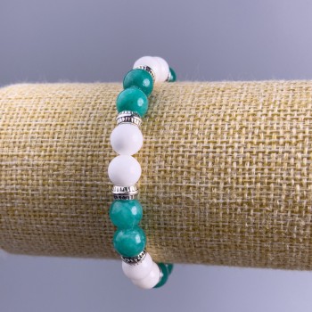 Náramek z amazonitu a bílého achátu (umělý akryl), průměr 8,5 mm ±, hladké korálky se stříbrnými vložkami na elastické gumičce, délka 18 cm ±