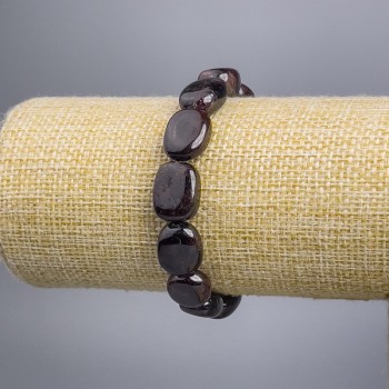 Náramek z granátu s fasetovanými korálkami, průměr 11×15 mm ±, délka 18 cm, elastický