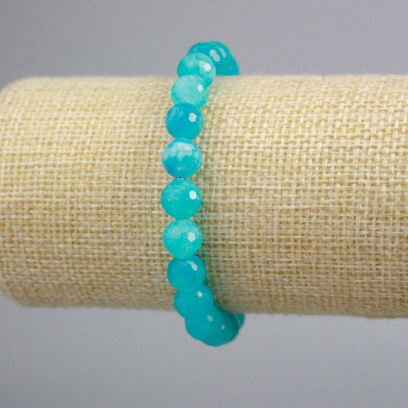 Náramek z akvamarínu, facetované korálky, průměr 8 mm ±, délka 18 cm ± (elastický)