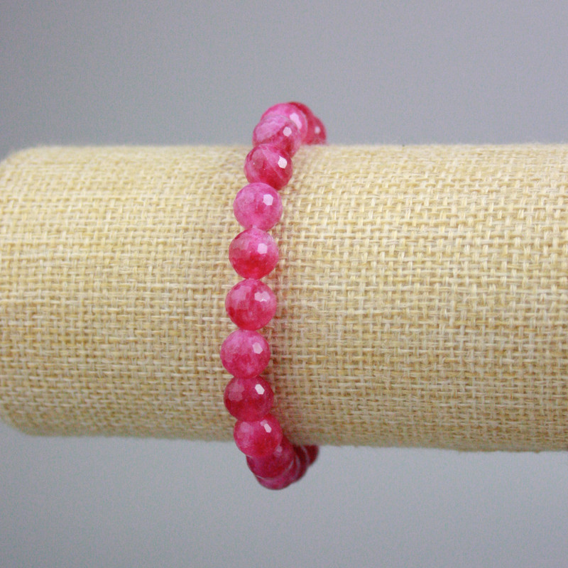 Náramek z malinového turmalínu – brusované kuličky, průměr 8 mm, délka cca 18 cm (+/-) (elastický)