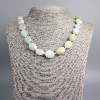 Náhrdelník z přírodního morganitu, facetované korálky, průměr 14×11 mm ±, délka 49 cm