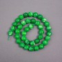 Korálky na niti z chrysoprasu, hladká kulička, průměr 10 mm ±, délka 39 cm ±