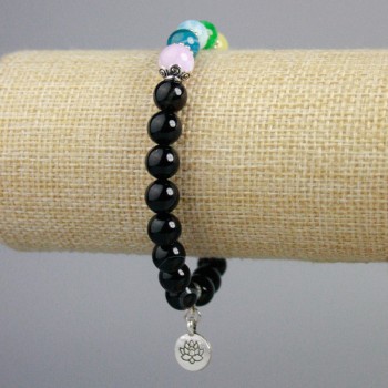 Náramek z černého achátu, barevná směs hladkých korálků, průměr 8 mm ±, se stříbrnými vložkami, délka 18 cm ± (elastický)
