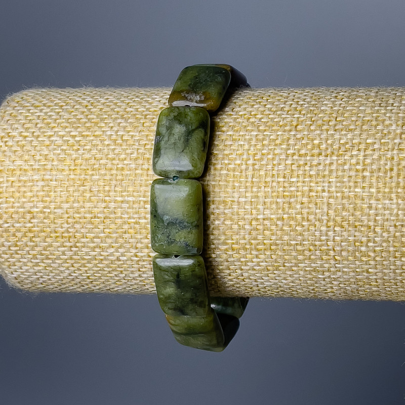 Náramek z jadeitu, přírodní kámen, obdélníkové články, rozměr 13×18 mm ±, délka 18 cm (elastický)