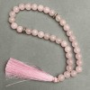 Růženec z růžového křemene, hladké korálky, průměr 8 mm, 33 korálků, s kovovými vložkami