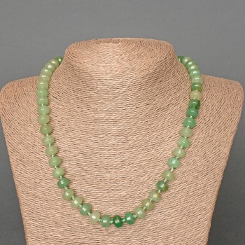 Náhrdelník z přírodního nefritu, hladké rondel korálky, rozměry cca 9×7 mm, délka 49 cm