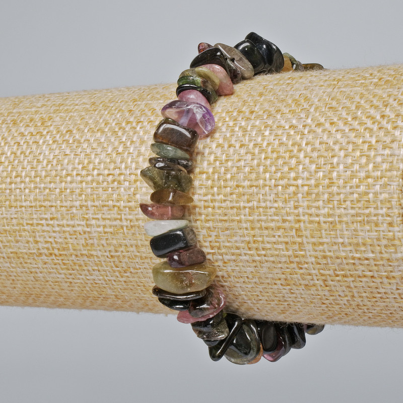 Náramek z turmalínu, přírodní kamínky, rozměr 9×3 mm, délka cca 18 cm (elastický)