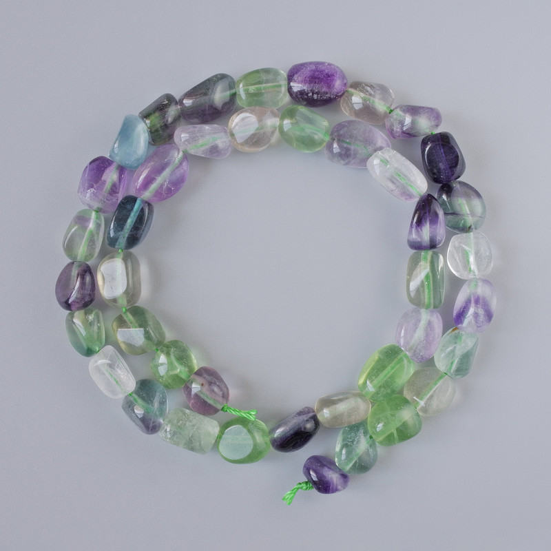 Korálky fluorit, přírodní kámen, galetové korálky, průměr 8×10 mm, délka cca 39 cm na niti