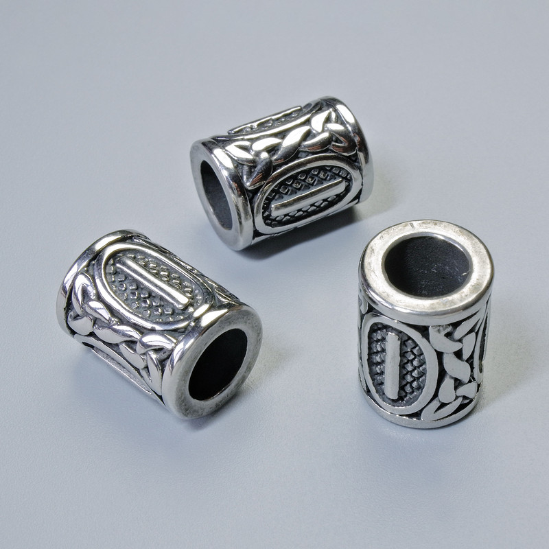 Korálková součástka Skandinávská runa, průměr 13x10 mm, díra 6 mm, stříbrná barva kovu, 1 ks