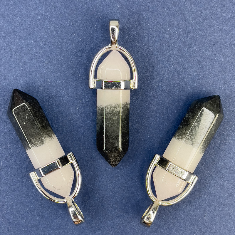 Přívěšek z tonovaného křemene, šestiúhelníkový, 40 mm+