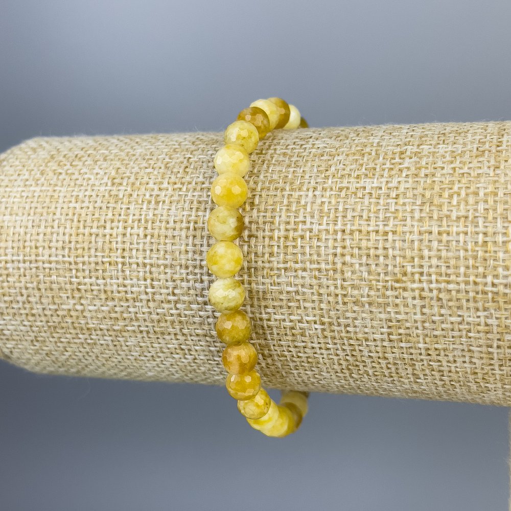 Náramek z jadeitu s facetovanou korálkou 6 mm, délka 18 cm, elastický