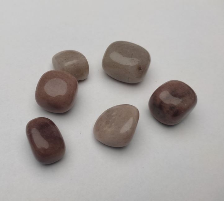 Rhodochrozit s facettováním 22×17 mm (±) suvenýrový kámen