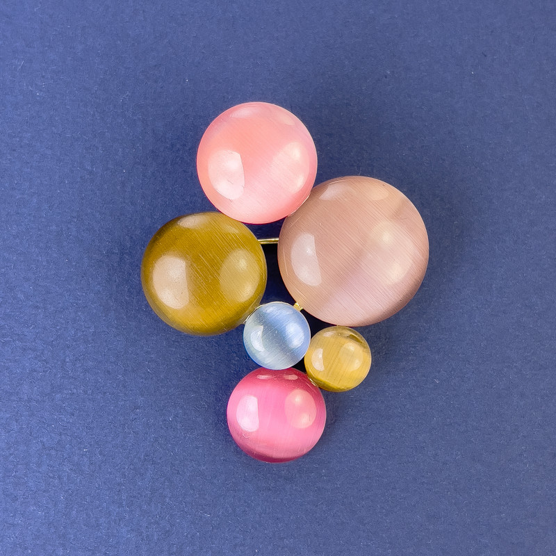 Brož s přívěskem «Kočičí oko», 43×33 mm, zlatý kov, vícebarevné