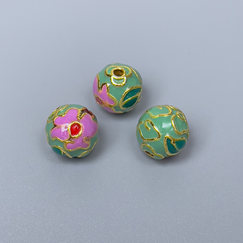 Korálka Cloisonné fialovo-zelená smalt, průměr 10 mm ± otvor 2 mm, zlatý odstín kovu, 1 ks