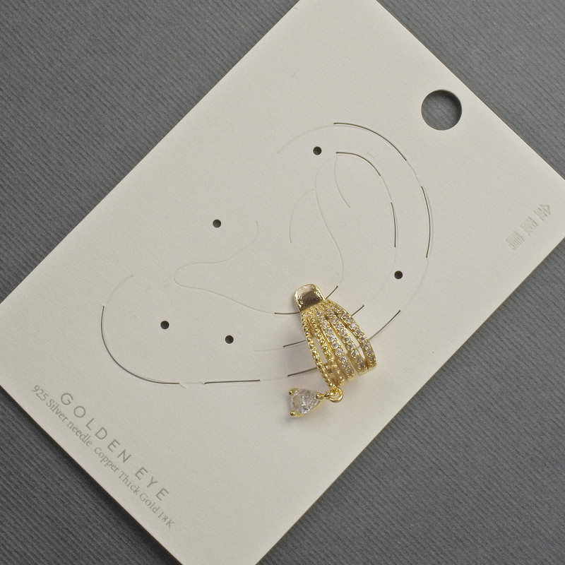 Náušnice kávové na ucho zlatavého kovu 10×14 mm ± bílé štrasové kamínky