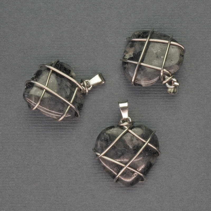 Přívěšek Srdce z labradoritu v stříbrném opletení