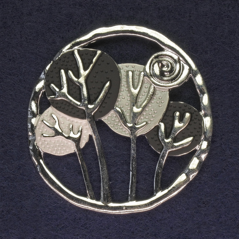 Brož ze stříbrného kovu na magnetu, průměr 52 mm +, pro šály, svetry, kabáty a tašky