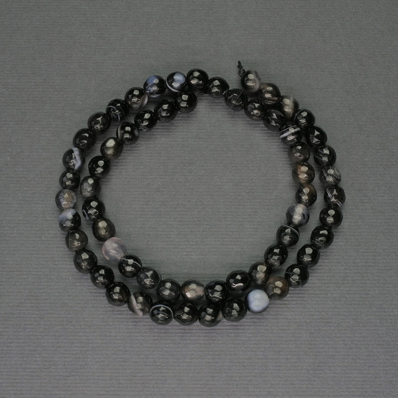 Намистини Агат гранована кулька, діаметр 6мм+- на нитці, довжина 37см+