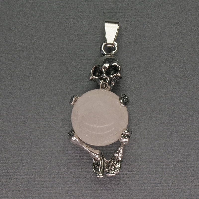 Přívěšek «Skelet» z horského křišťálu, kulička, průměr 16 mm ± 20×50 mm