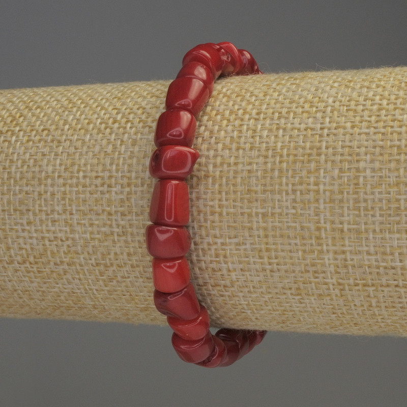 Náramek z korálu rubka, průměr 5–8×8 mm, délka 18 cm, elastický